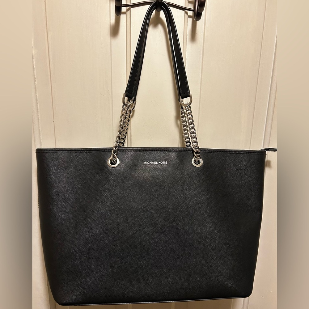 SOLD!!!! Michael Kors Black Jet Set Tote Bag